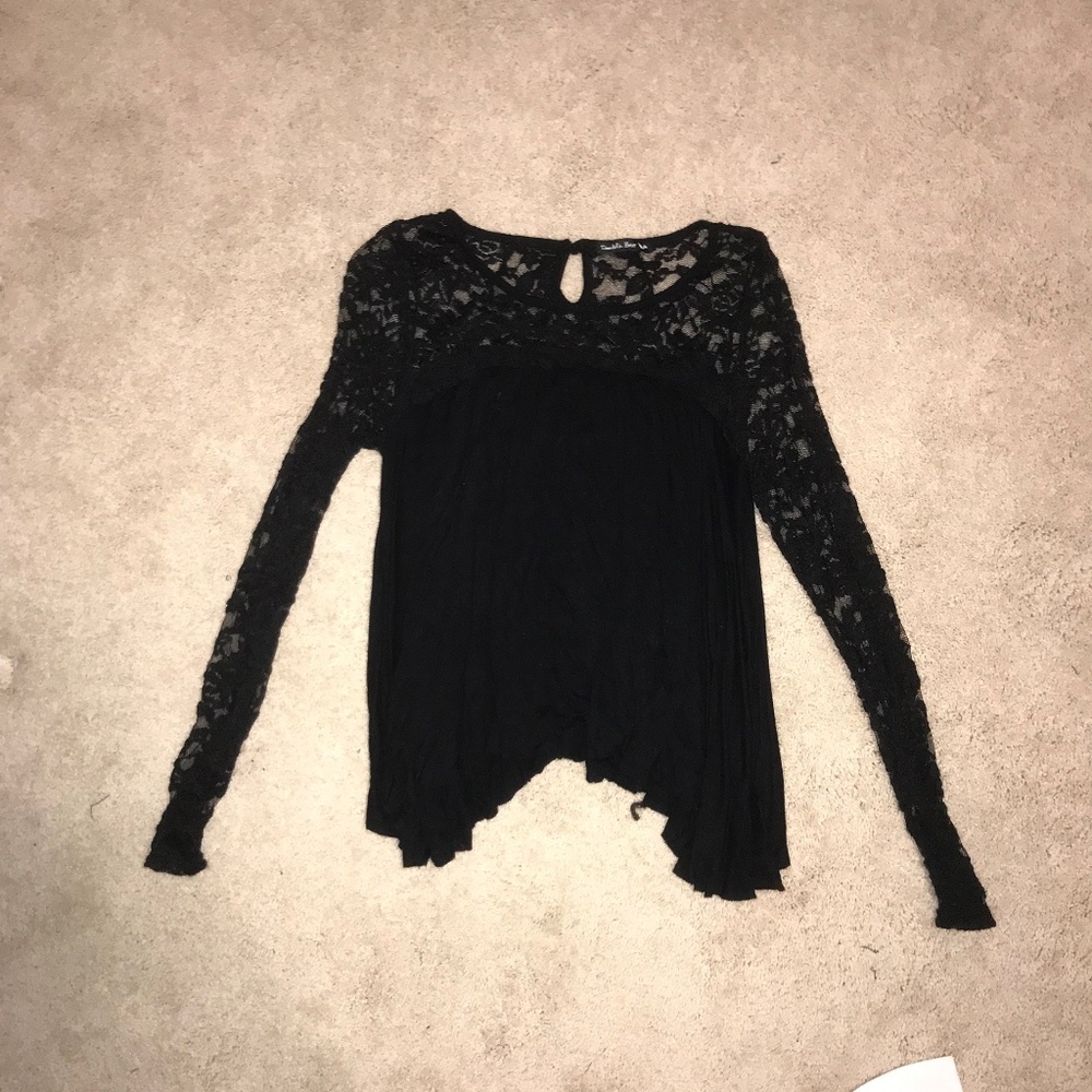 Black flowy top with lace sleeves